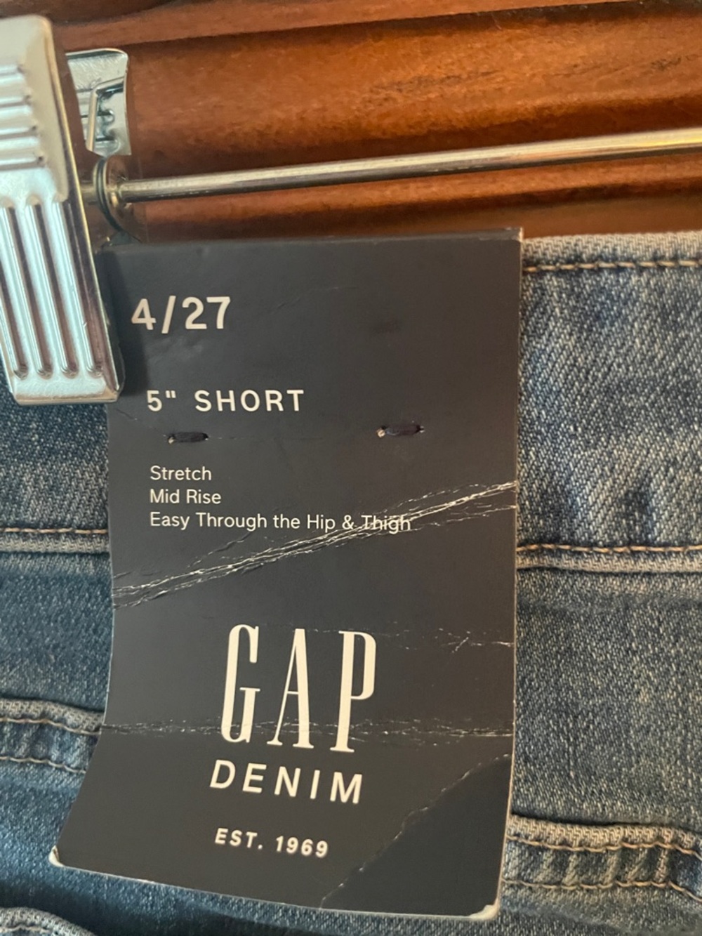 GAP Denim 5” Inch Shorts - Picture 3 of 3